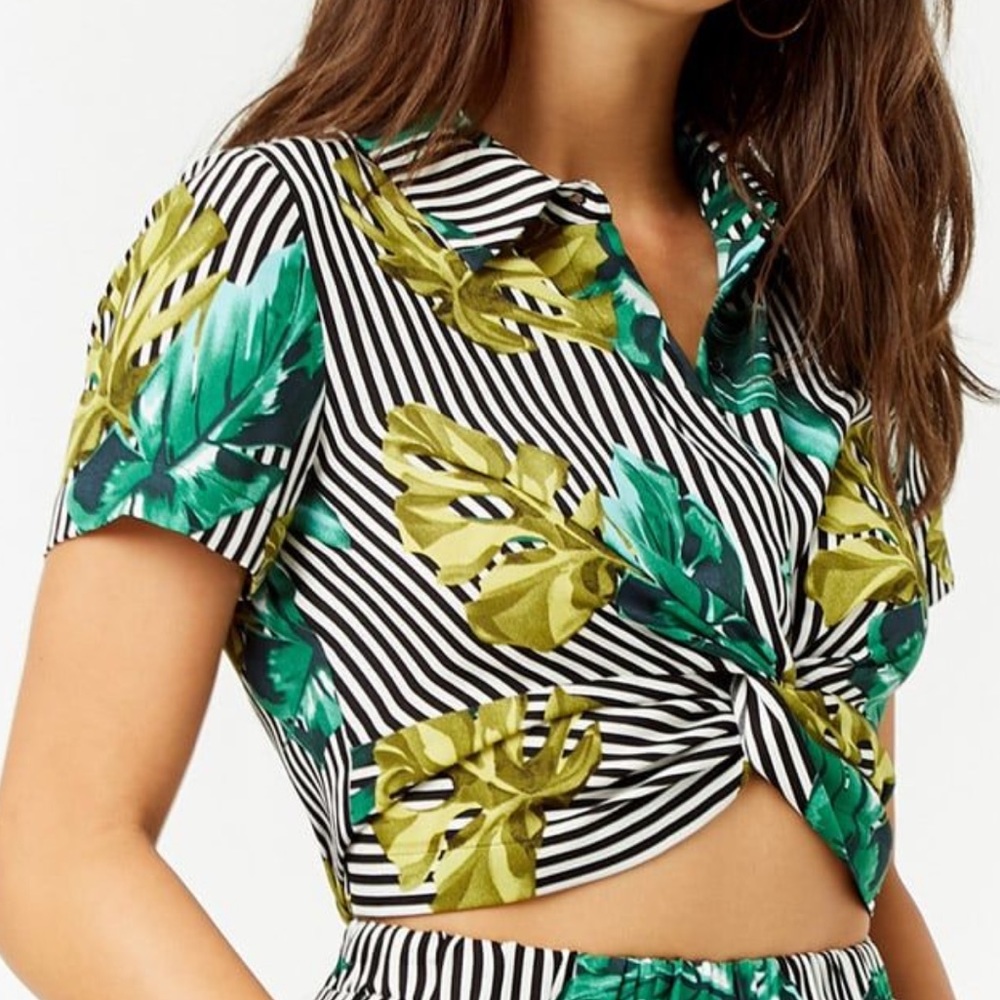 Striped leaf crop top NWOT
